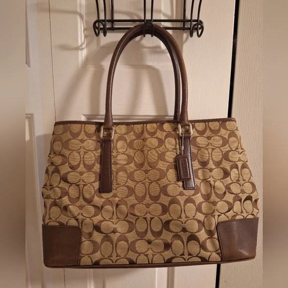 🎁 COACH Tote Bag - Picture 2 of 9